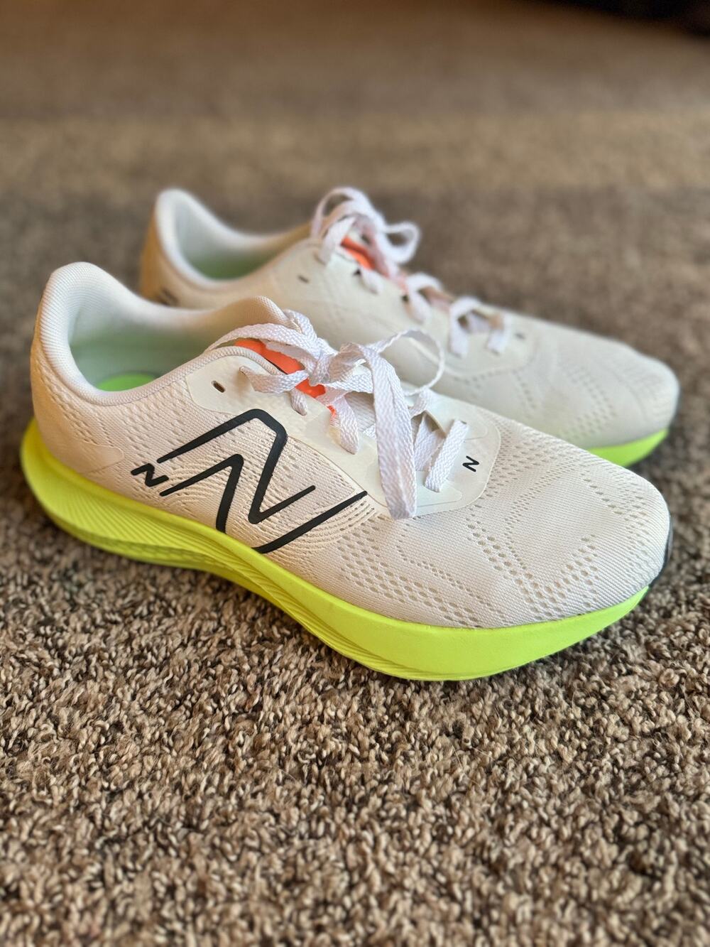 New Balance DynaSoft Pro Run V2 Women’s Running Shoes – Size 10W / Men’s 8.5